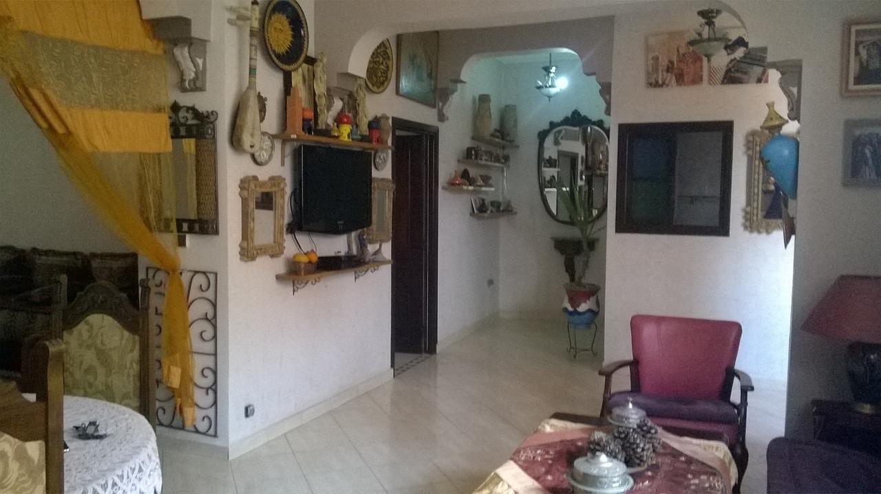 Marguerite Apartemnt Dans Une Residence Familiale Casablanca Exterior foto